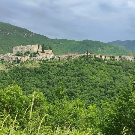 Semesterbostad Al Castello Rocca Sinibalda